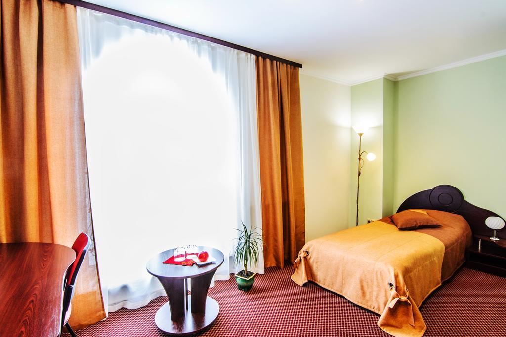 Terminal-A Hotel Ryasne-Ruske Room photo
